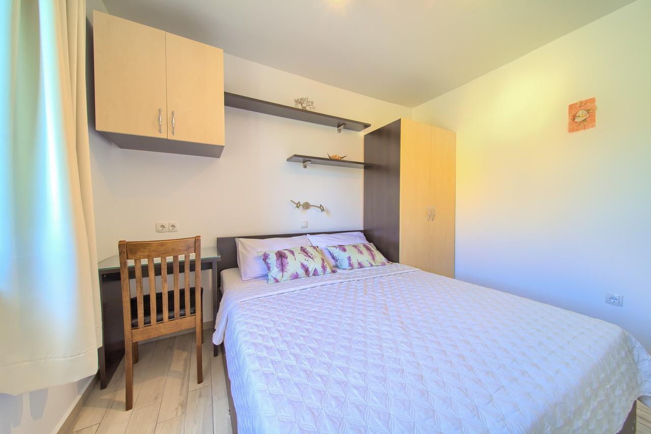 Rimbaldo Apartments Krk Town Exterior foto
